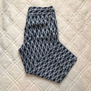 Printed dress capris